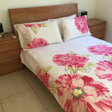 Poolside 2 Bedroom Apt, Riviera, Universal Area アパート