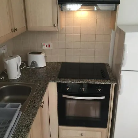 アパート Poolside 2 Bedroom Apt, Riviera, Universal Area パ フォス